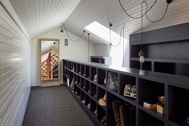 Ingenious organizational idea for the small modern home
