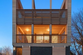 Privacy couple with unabated views shapes delightful holiday home
