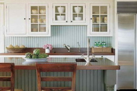 Cottage style kitchen with beadboard backsplash
