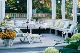 Elegant floating deck with trellis