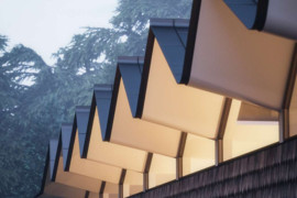 Unique rood design of Hendee-Borg House