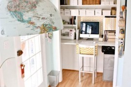 Closet office space makes perfect use of additional space