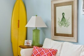 den surfboard stood up 7