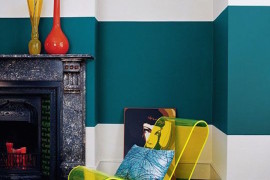 Dark turquoise color blocking in living room