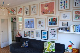 Colorful gallery wall for the eclectic living room [From: Ninainvorm]
