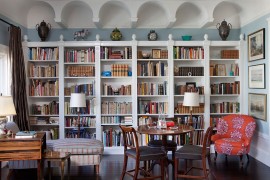 Perfect living room design for the booklover