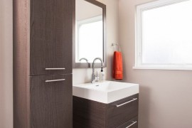 Rectangular floor tile