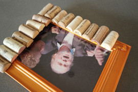 Cork Pic Frame DIY Glueing Corks with Hot Glue