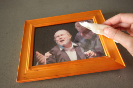 Cork Pic Frame DIY Wiping off Frame