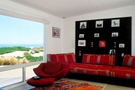 Dramatic black picture wall for the gorgeous family room