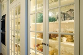 Pantry doors with textured glass
