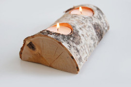 Split log with candl holders on the outer bark side