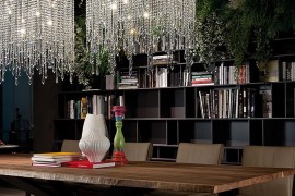 Venezia serves both as a pendant and chandelier