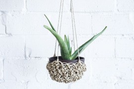 Woven hanging basket from Spartan
