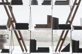 838 Veliero bookcase detail
