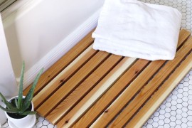 Cedar bath mat