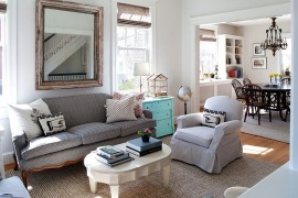 Flood of natural light enlivens the white living room[Design: ThinkMakeBuild]