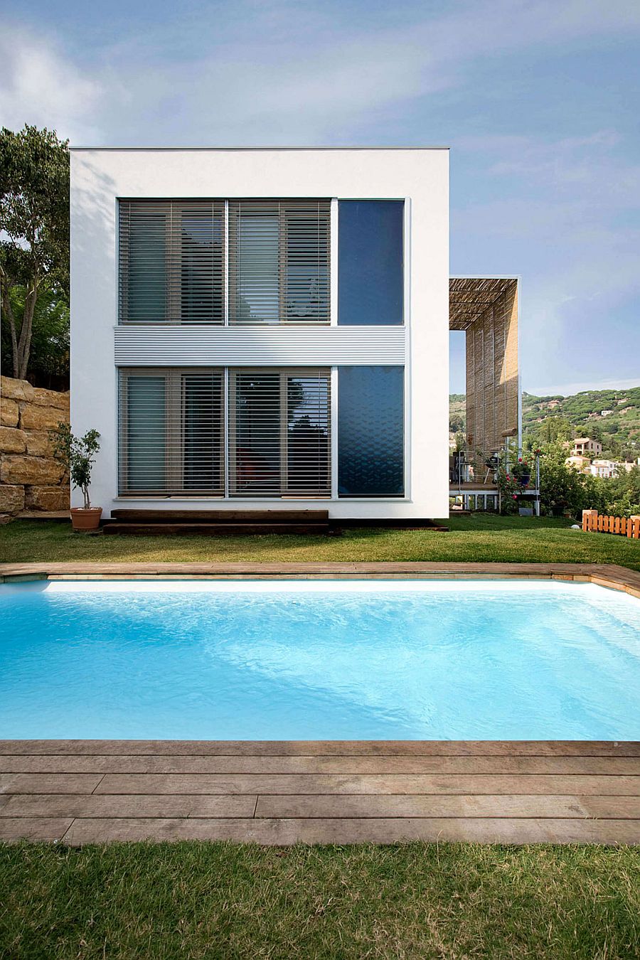 Solar smart home designs Solar smart home designs