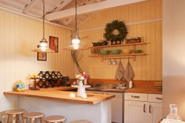 Belgian design style is a favorite among lovers of shabby chic [Photography: Carolyn Reyes]