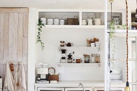 Casual vibe of the shabby chic kitchen makes it a delight in small homes