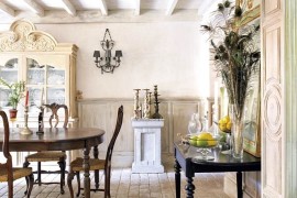 Finding the balance between traditional and shabby chic styles in the dining room [Design: Hm Arquitectura de Interior & Decoración]