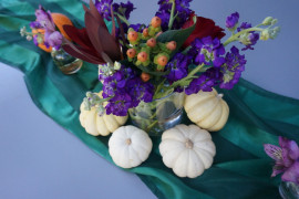 Thanksgiving centerpice with a green runner