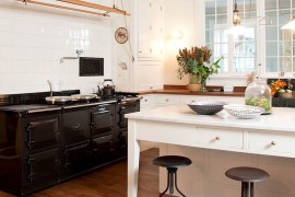 Throw in a couple of flea market finds to give your shabby chic kitchen an air of authenticity [Design: Mary Mac Elree Interiors]
