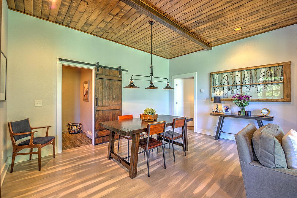 dining room with barn doors
