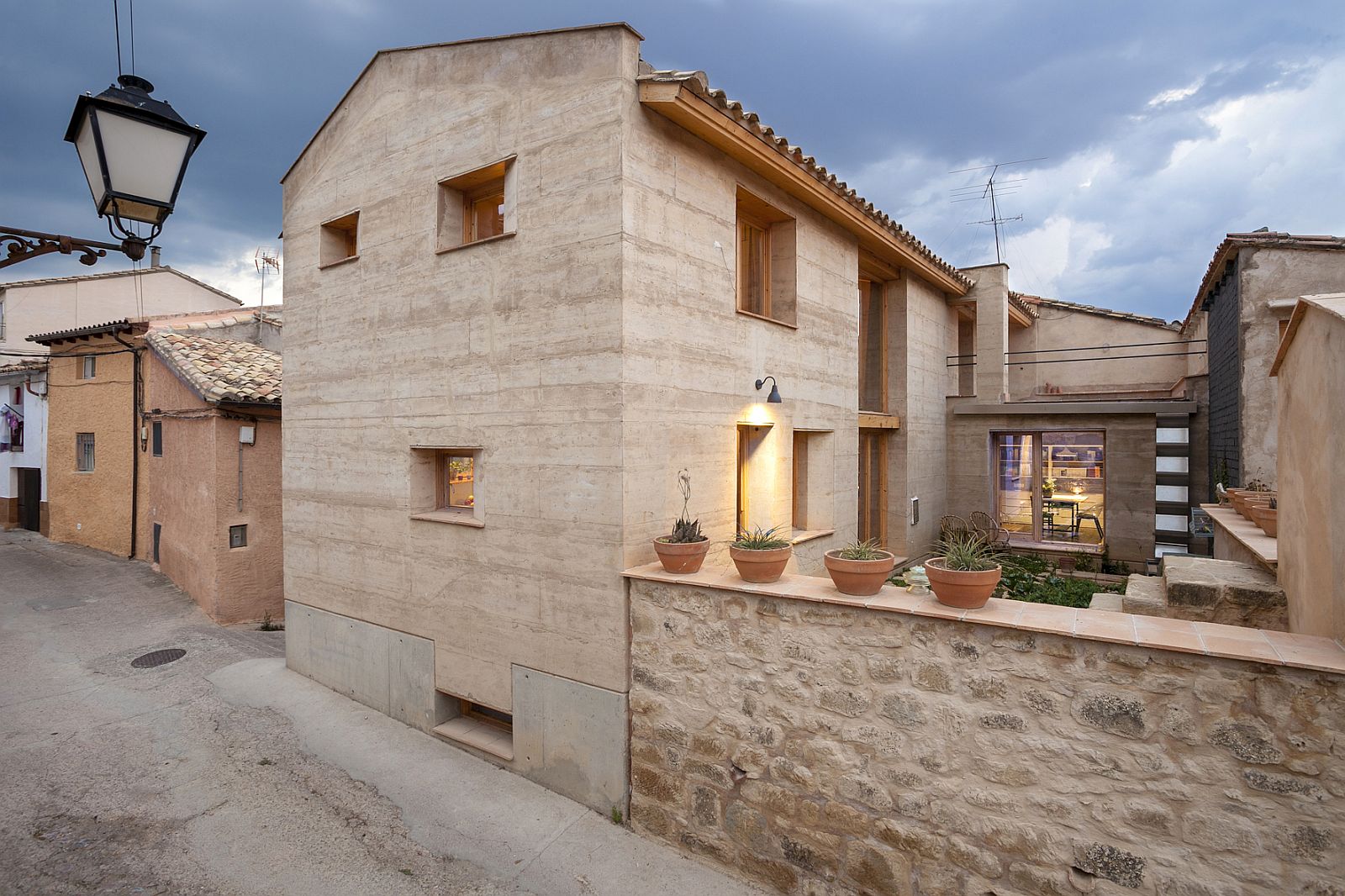 Architectural Revival Sustainable Rammed Earth House In Spain 