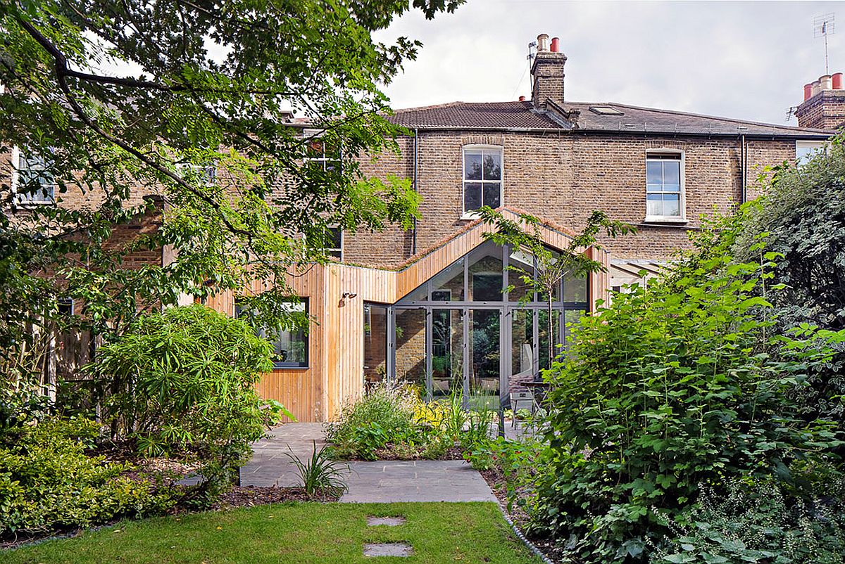 Glazed Timber Extension Rejuvenates Dreary London Home