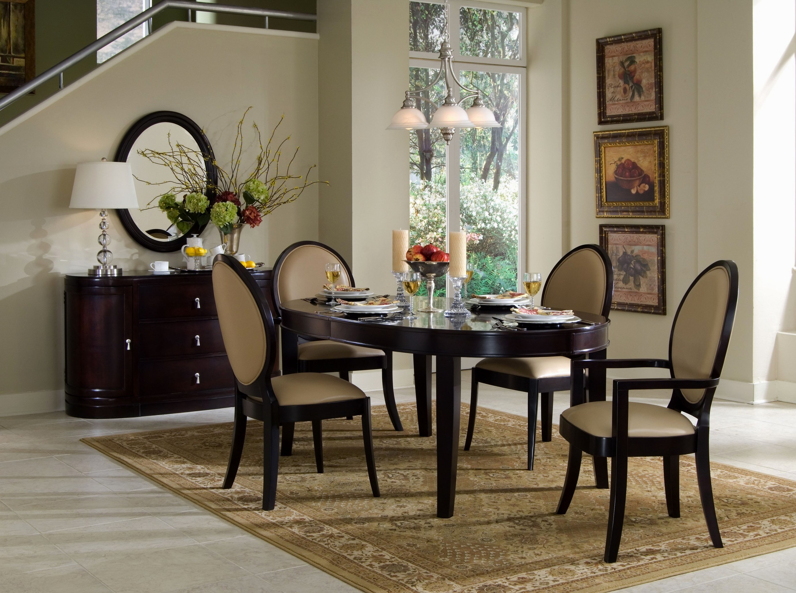 Pattern Carpet In A Dining Room