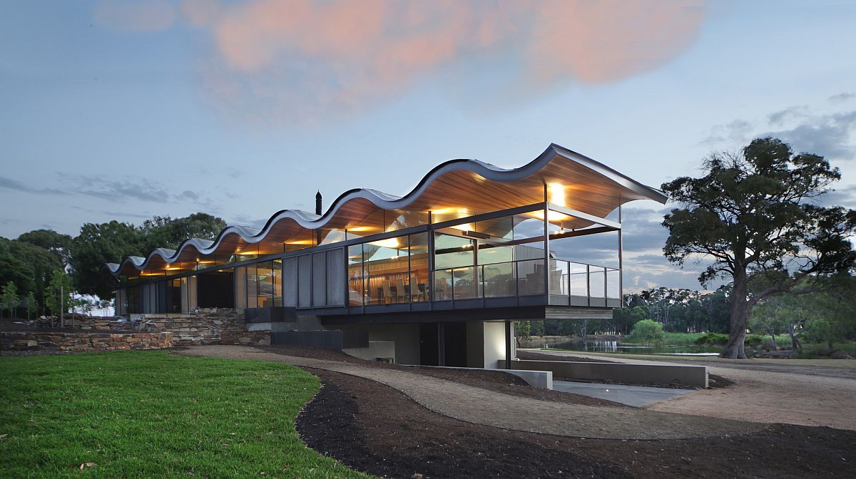 Wavy Brilliance: Stunning Sinuous Roof Steals the Show at Lauriston House