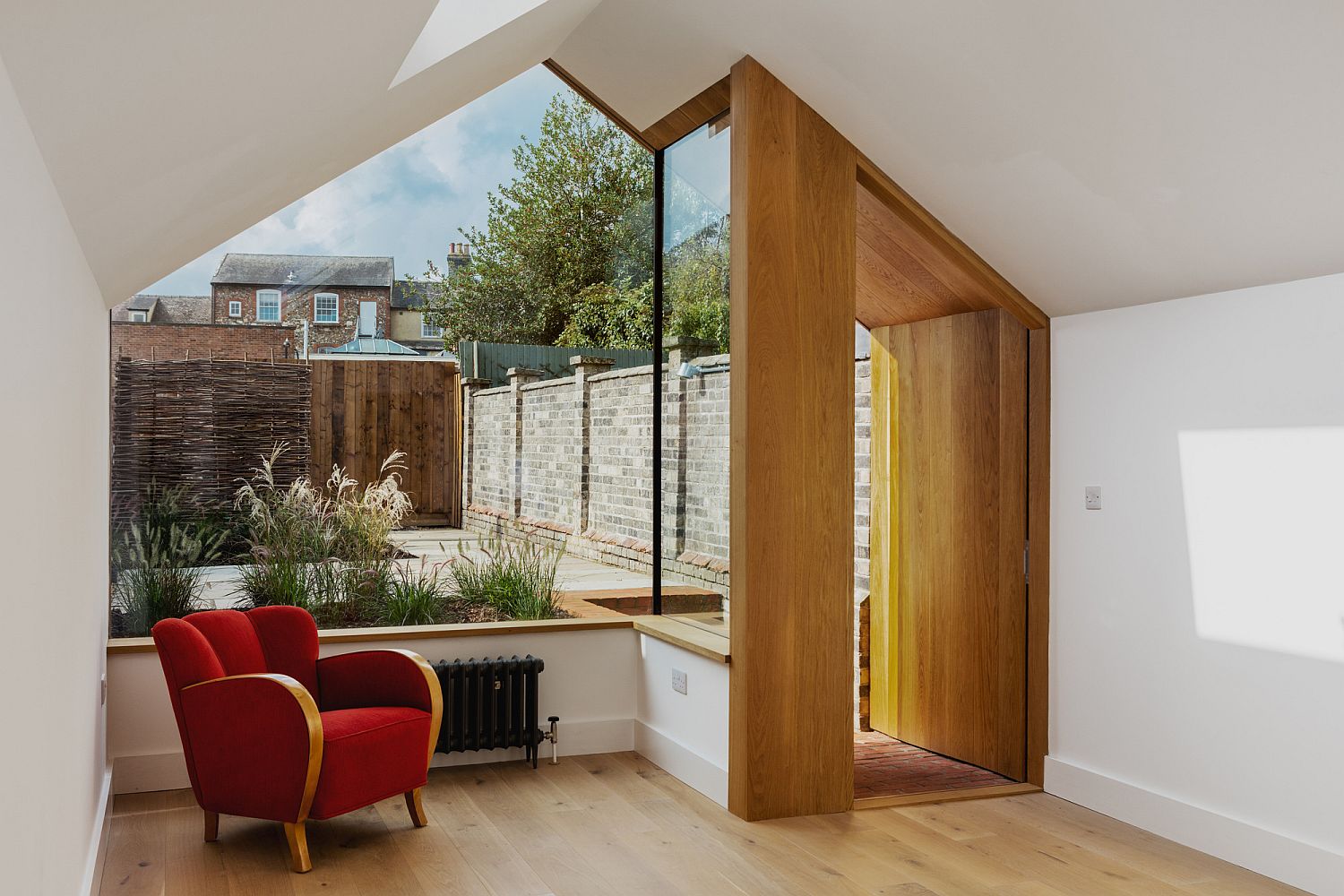 This Grade II Listed English Cottage Gets a Picture-Perfect Modern Extension