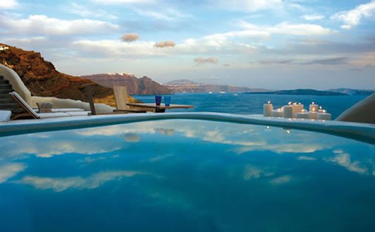 Mystique Hotel in Santorini 6