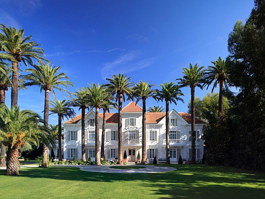 Stunning Chateau St Tropez