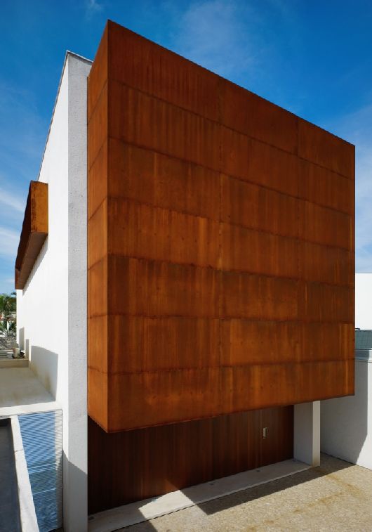 Corten House - Marcio Kogan 2