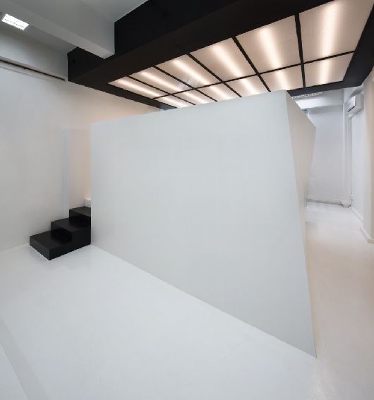 Flexible-working-space-remodeled-by-Studio-SKLIM-1