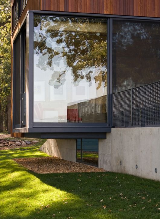 Modern Wooden House On Lake Okoboji 13