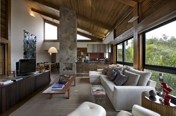 Weekend Getaway Mountain House in Brazil 11