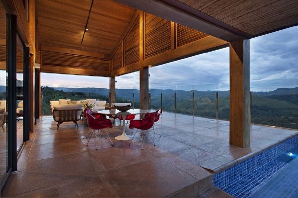 Weekend-Getaway-Mountain-House-in-Brazil-5