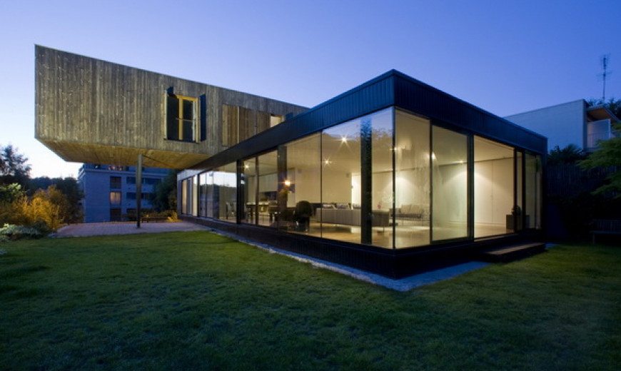 Cantilevered family home in France