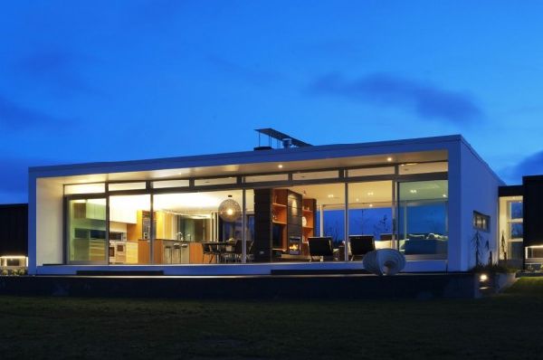 Dixon House by Stapleton Elliott