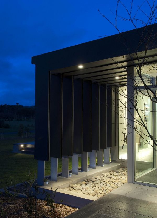Dixon House by Stapleton Elliott 13
