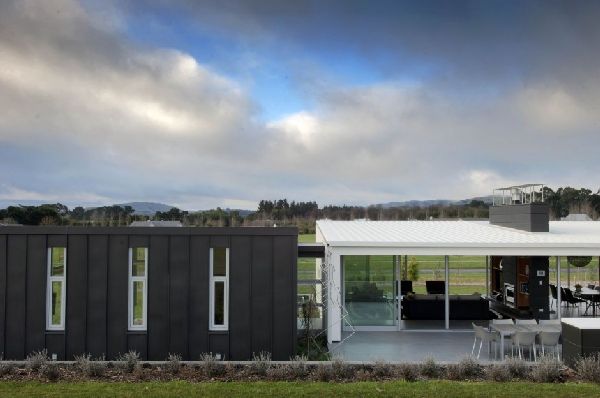 Dixon House by Stapleton Elliott 6