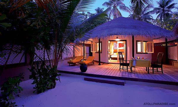 Angsana Velavaru Resort in the Maldives 16