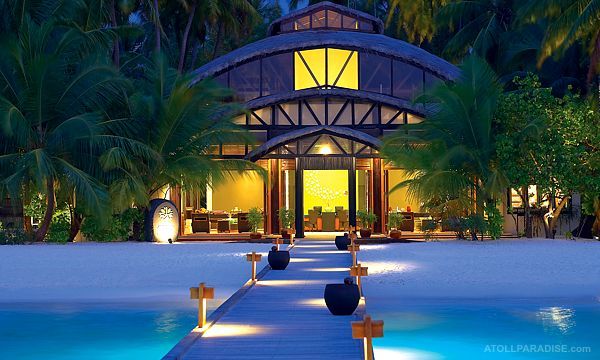 Angsana Velavaru Resort in the Maldives 7