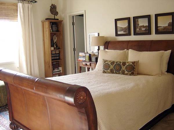 Sleigh Beds