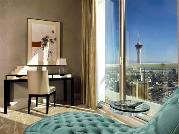 Turnberry-Place-Penthouse-2