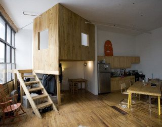 Cabin Loft in Brooklyn - an unusual urban visiting experience in New York