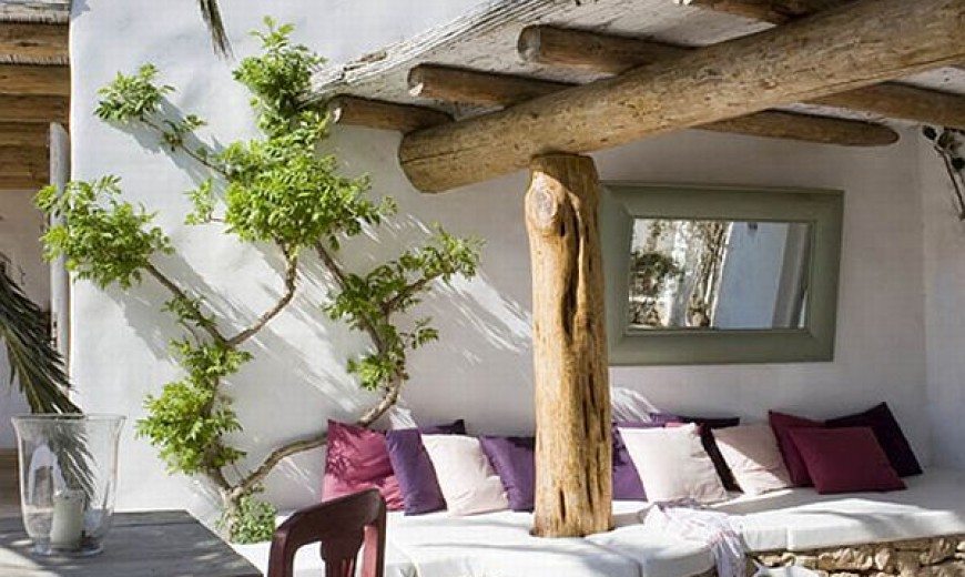 Rustic Looking Spectacular: Spanish House on Formentera Island
